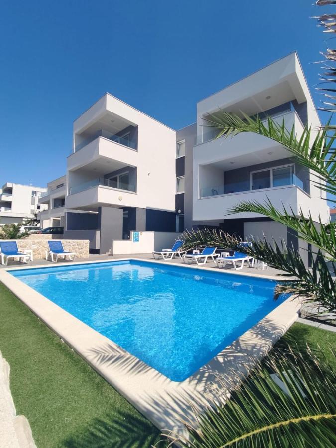 Villa Mateo Novalja Exterior photo